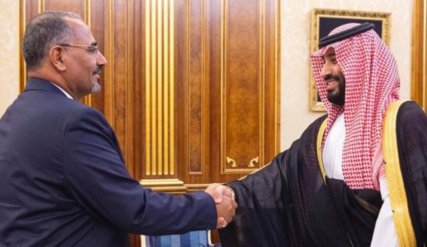 شورای انتقالی جنوب پول‌‌های بانک مرکزی یمن را به سعودی ها تحویل داد
