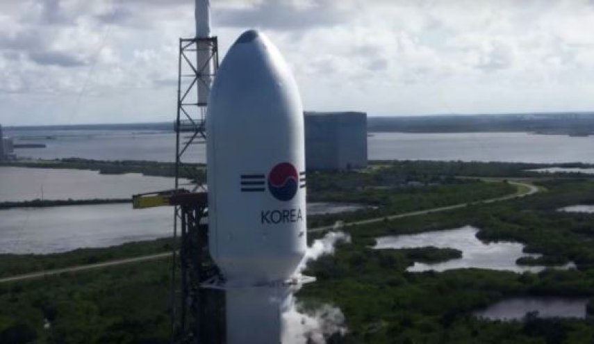 کره جنوبی نخستین ماهواره نظامی خود را با موشک اسپیس ‌اکس به فضا فرستاد