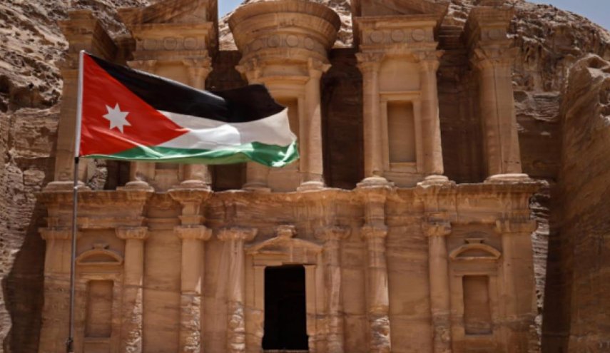 تراجع الدخل السياحي الأردني 48 بالمئة حتى أيار / مايو