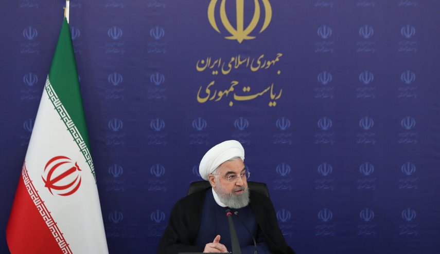 الرئيس روحاني : الشعب الايراني لن يركع امام الضغوط