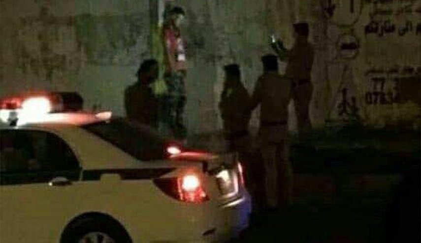 شاهد.. عراقي يشنق نفسه على عمود كهرباء في بغداد