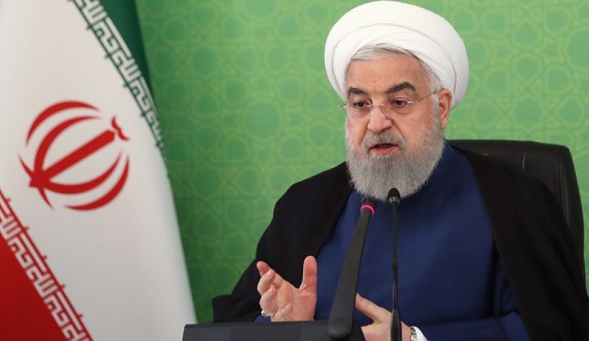 روحاني: دستگاه‌های اجرایی باید اطلاعات خود را آزاد کنند تا امکان نقد مردم از دولت بیشتر فراهم شود
