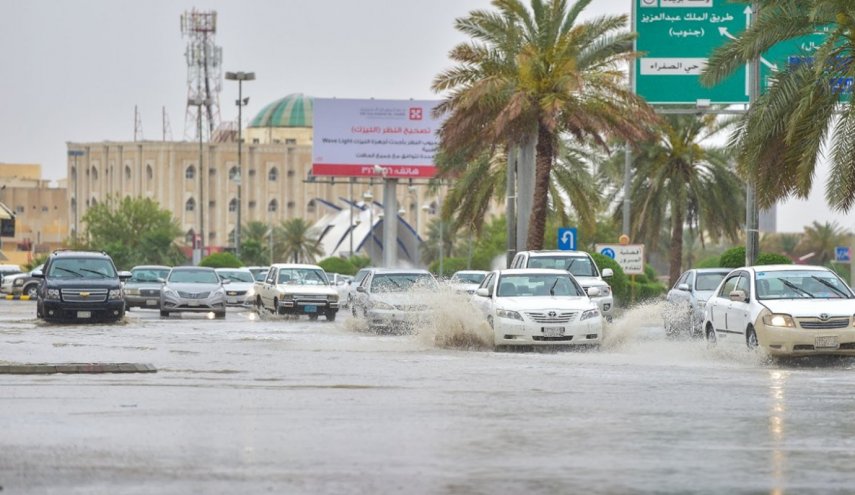هطول أمطار غزيرة في السعودية بالتزامن مع موسم الحج