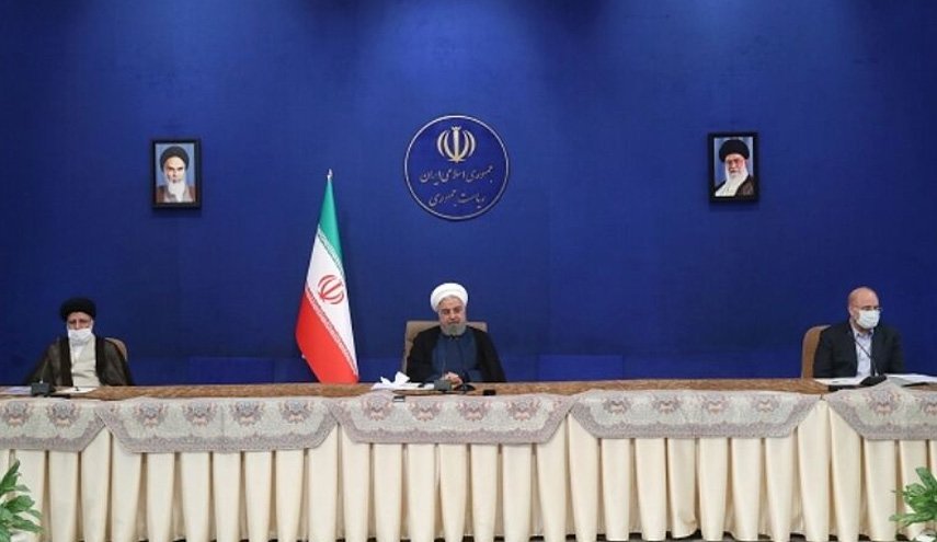 روحانی: کارگروهی زیر نظر سران سه قوه برای رفع موانع و جهش تولید به زودی فعال می شود/ تلاش برای جذب و نگهداری سرمایه و تسهیل شرایط سرمایه‌گذاری در کشور 