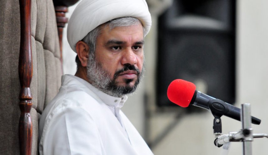 اعتقال الخطيب الحسيني الشيخ حامد عاشور من مطار البحرين