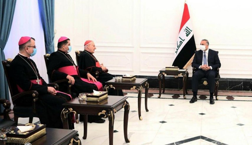  الكاظمي: جادون في حل مشاكل المسيحيين
