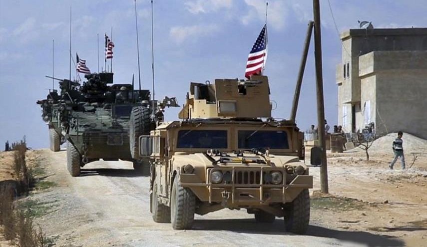 القوات الامريكية تدخل شاحنات محملة بالذخائر الى شمال سوريا