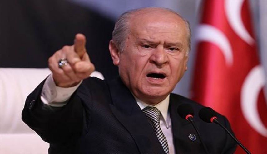 زعيم الحركة القومية التركية يرفض دعوة بايدن لإسقاط أردوغان
