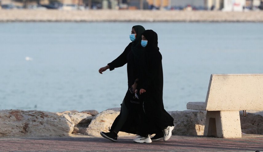 السعودية.. عودة الموظفين الى العمل وسباقات هجن برعاية بن سلمان!