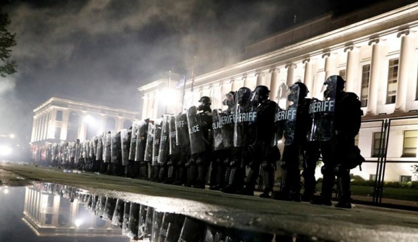 اعزام 1200 نیروی گارد ملی و فدرال برای سرکوب معترضان در ویسکانسین
