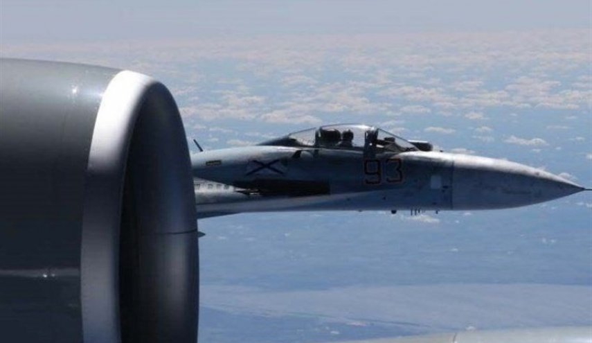 رهگیری دو جنگنده آمریکایی و انگلیسی از سوی یک جنگنده روسی بر فراز دریای بارنتس
