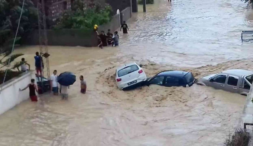 وفاة طفلة جراء فيضانات اجتاحت مدن تونسية