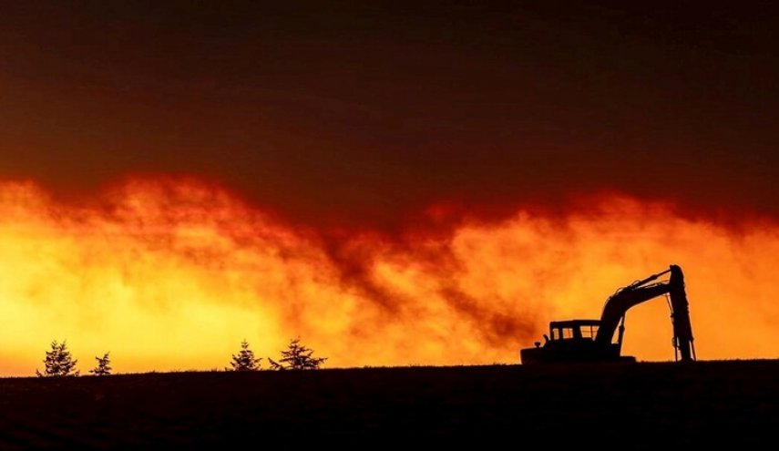 امريكا.. حرائق الغابات تستعر في خمس مدن وبلدات بولاية أوريغون 