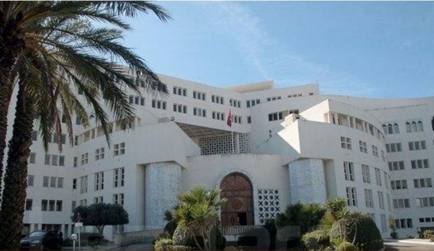 السفارة التونسية في الرباط تعلق عملها لهذا السبب 