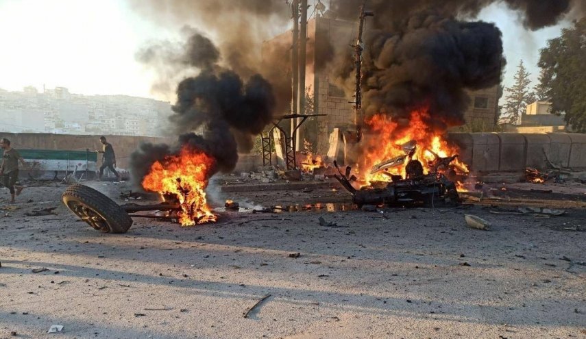 انفجار سيارة مفخخة في عفرين السورية..هذا ما حدث بعده