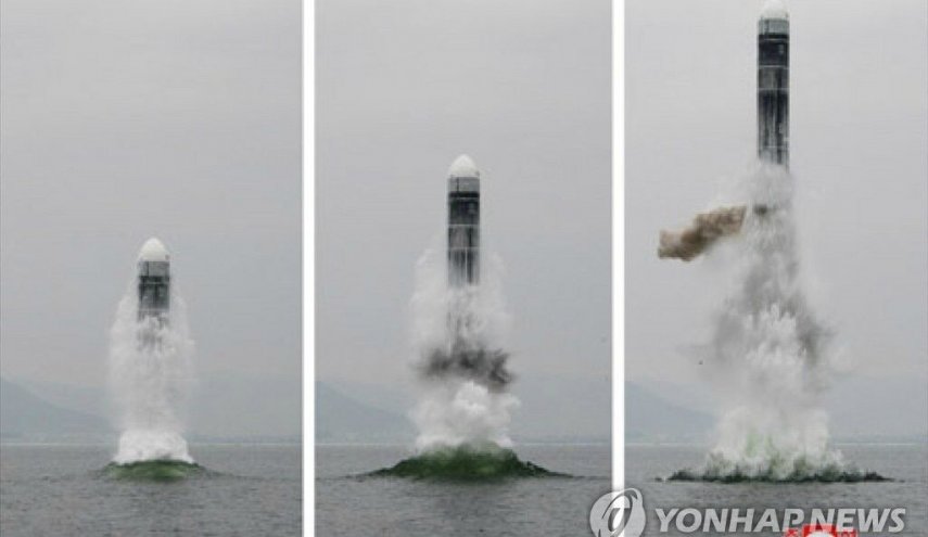 آیا کره شمالی معاملات ترامپ را بهم می زند؟/ پیونگ یانگ اولین موشک بالستیک زیردریایی خود را شلیک می کند
