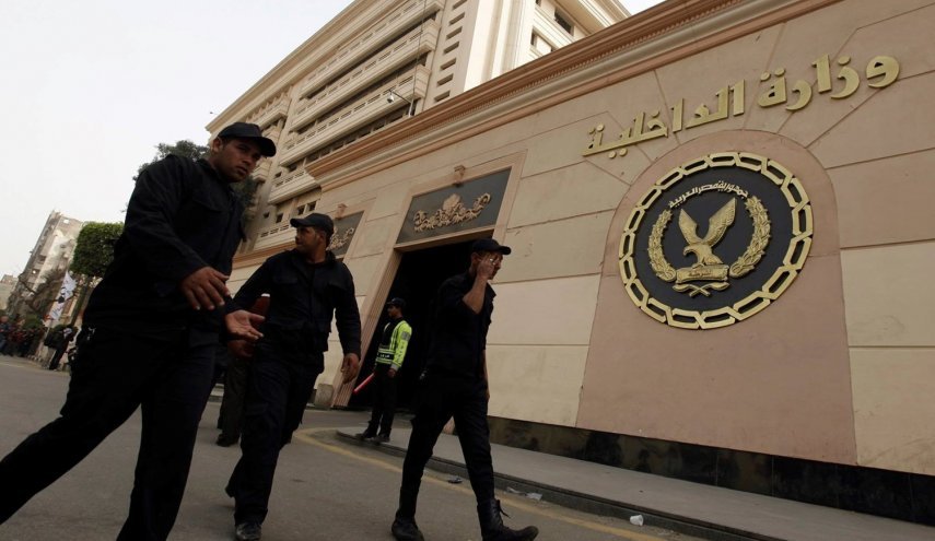 الداخلية المصرية توضح حقيقة اعتقال سوريين في مدينة 6 أكتوبر 