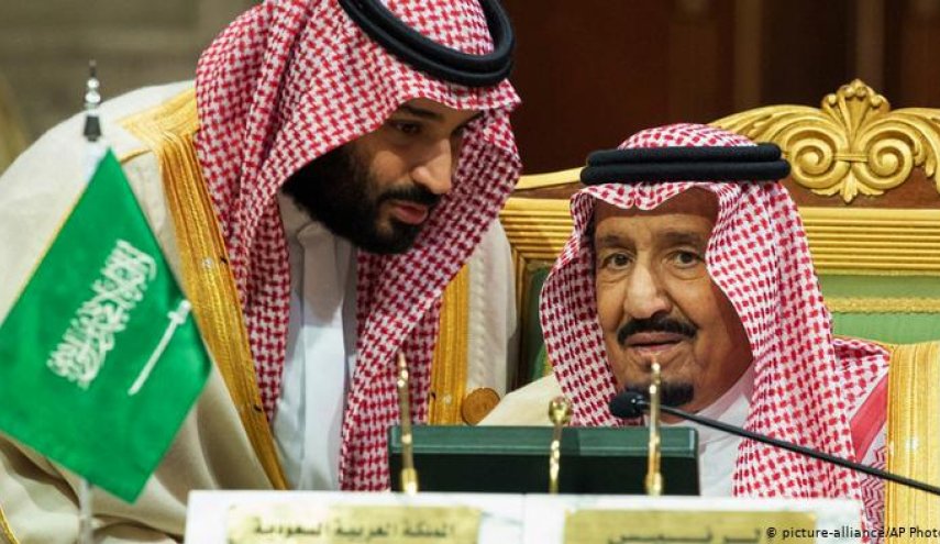 خلاف بين الملك السعودي وولده على توقيت التطبيع والتحشيد الامريكي في سوريا