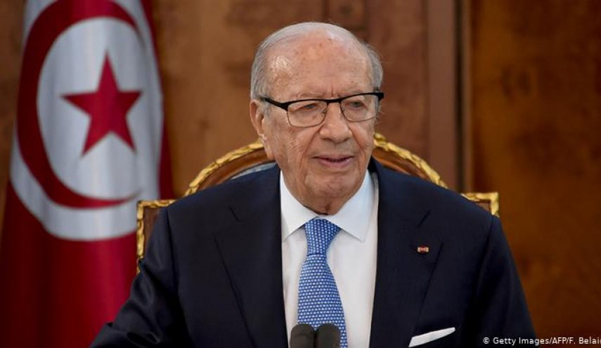 إزالة النصب التذكاري للرئيس السبسي في تونس