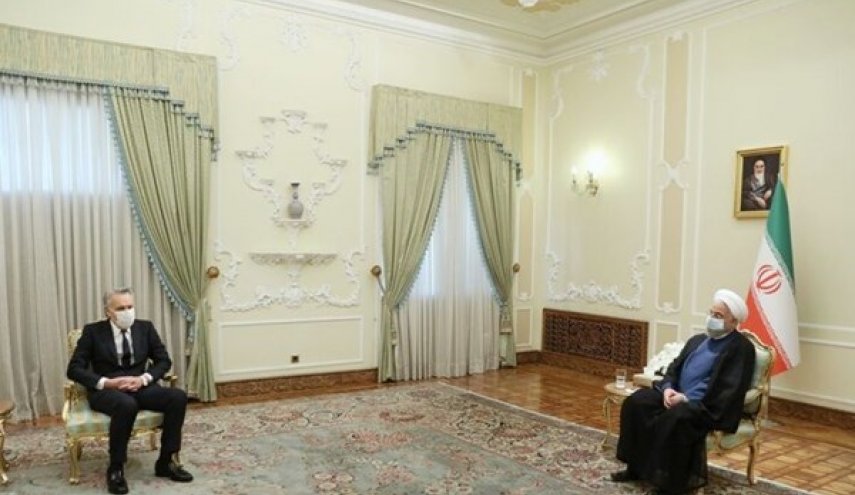 روحاني يأمل في تطوير العلاقات بين ايران واسبانيا دون أن تتأثر بالحظر 