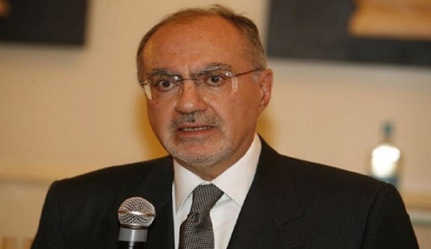 نواب عراقيون يحملون وزير المالية مسؤولية عدم صرف الرواتب
