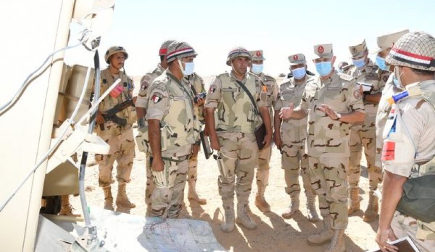 الجيش المصري يجري تدريبات 'ردع 2020'