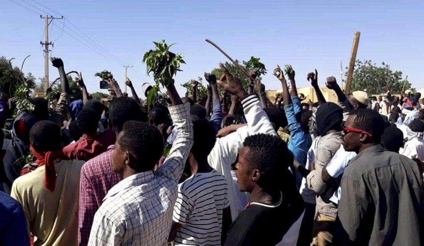 مقتل 6 أشخاص في مظاهرات جديدة بمدينة كسلا السودانية