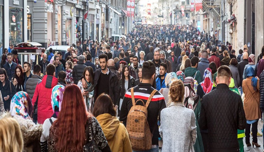 وفيات الكحول المغشوش في تركيا ترتفع إلى 63 حالة