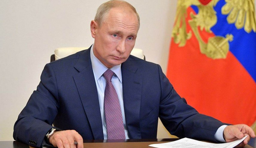 الكرملين ينفي معلومات حول احتمال استقالة بوتين