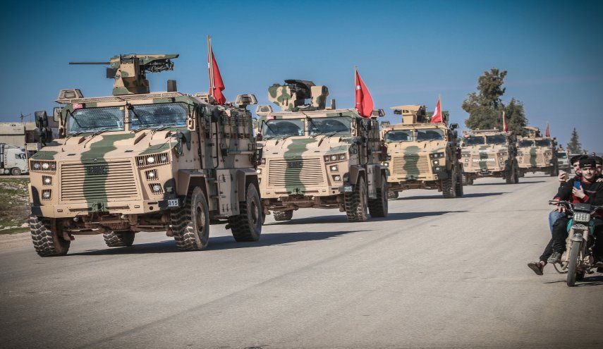 الجيش التركي ومرتزقته يستقدمون تعزيزات إلى قرى محاذية للطريق M4 