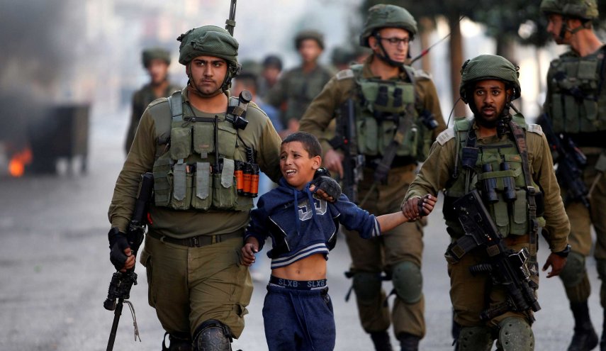 منظمة دولية: الاحتلال يحاكم 700 طفل فلسطيني سنويا