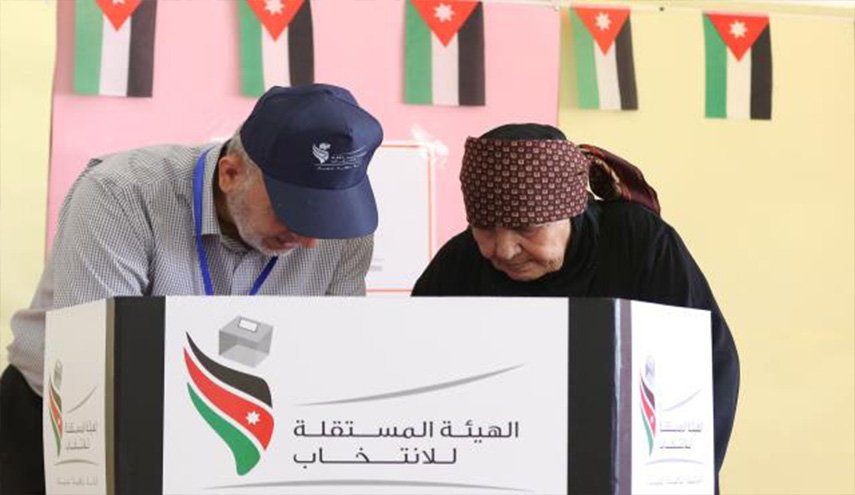 أردنيون يكشفون سبب تراجع حضور الأحزاب في الانتخابات الاخيرة