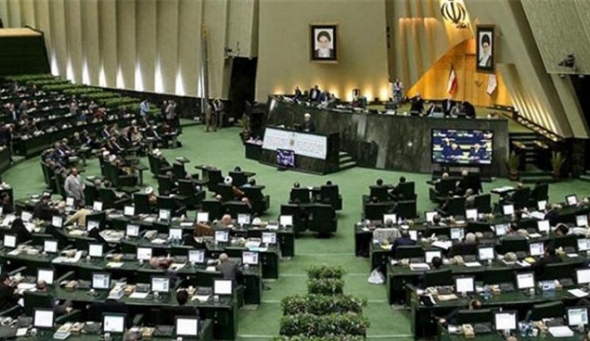 نائب ايراني يدعو الى حوار اقليمي للتغلب على التحديات ومغادرة القوات الاجنبية