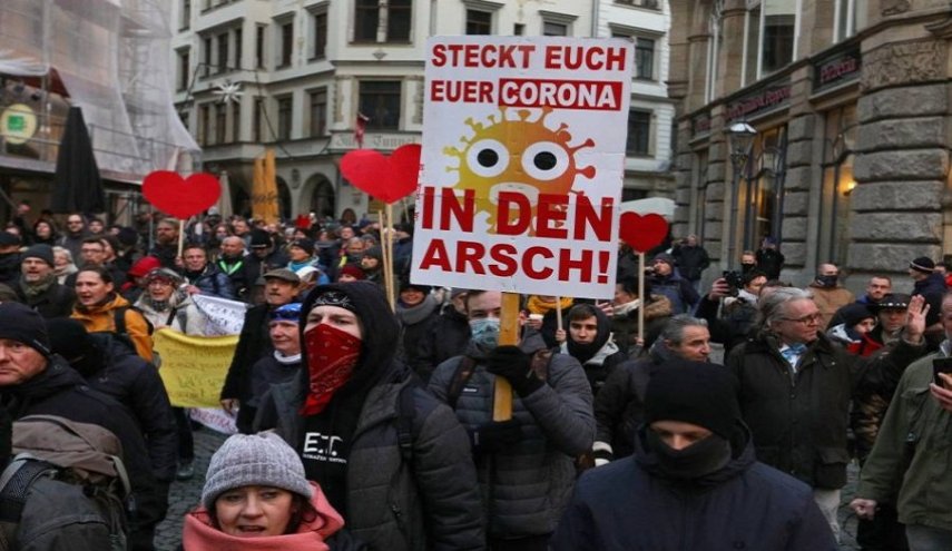 الشرطة الألمانية تسجل جرائم عديدة في مظاهرات كورونا بـ'لايبتسيج'
