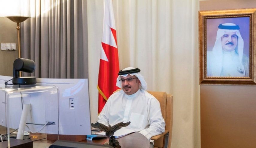 سقوط علنيّ جديد لولي عهد البحرين بدعوته لرئيس وزراء الكيان الصهيونيّ إلى تدنيس البلاد