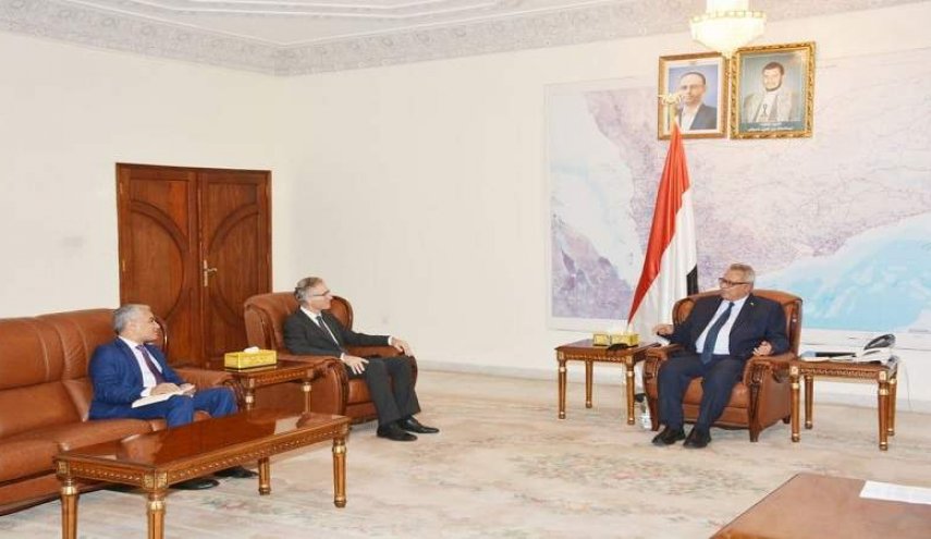 رئيس وزراء اليمن يستقبل الممثل الجديد لمنظمة اليونيسف