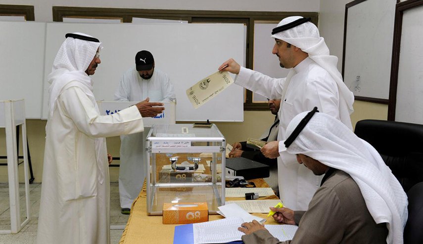 الكويتيون سيدلون بأصواتهم غدا لانتخاب اعضاء مجلس الامة 