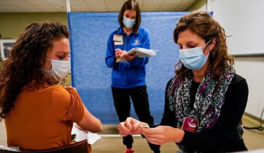 تحذيرات من 12 عارضا عند تلقي 'لقاح كورونا الجديد'