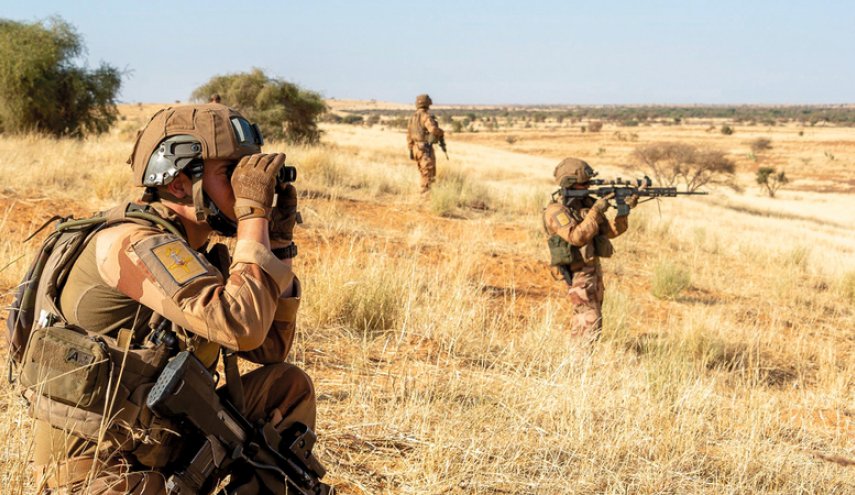 الجيش الفرنسي: نفكر بجدية في سحب قواتنا من الساحل الأفريقي