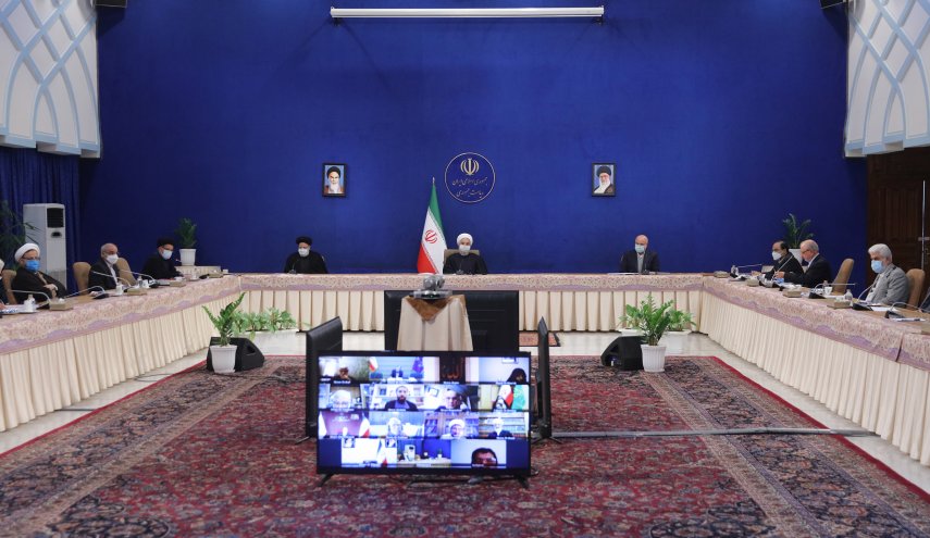 روحانی: امیدوارم با رهنمودهای مقام معظم رهبری از تحریم ها عبور کنیم
