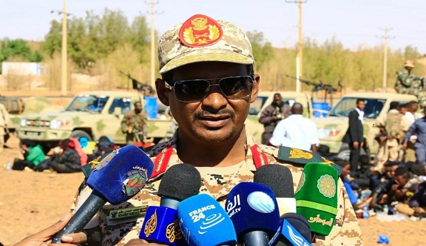 تجمع المهنيين السودانيين يطالب بتفتيش المقرات العسكرية 