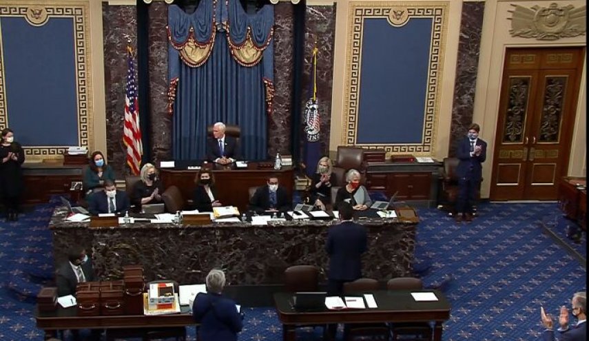 نشست کنگره برای تایید پیروزی جو بایدن از سرگرفته شد
