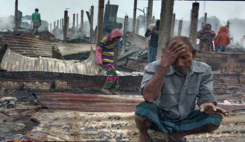 منازل آلاف اللاجئين الروهينغا تحترق في بنغلاديش