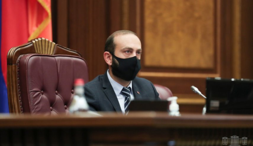 رئيس برلمان أرمينيا يرفض اتهامه بالتجسس لصالح تركيا

