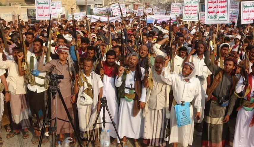 الحدیده: مسيرات غاضبة تؤكد أن الشعب اليمني كله أنصارالله