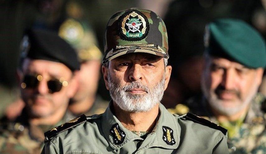 قائد الجيش الايراني: سلاح الجو تحول الى قوة قل نظيرها للمسيّرات