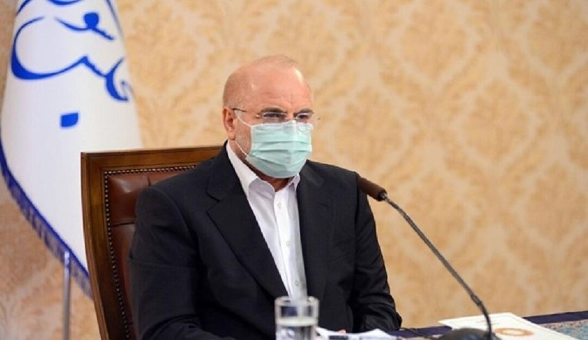 قاليباف يدعو الى تعزيز دور الشعب في ادارة اقتصاد البلاد
