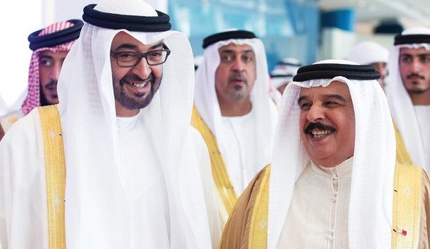 موقع بحريني: ملك البحرين وولي عهد أبو ظبي ينسقان لضرب المصالحة الخليجية