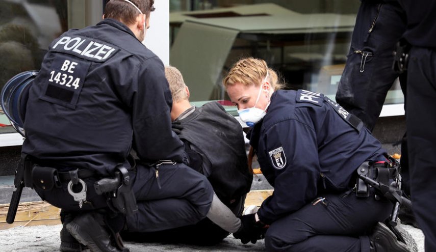 عملية طعن في فرانكفورت والشرطة تقبض على المنفذ