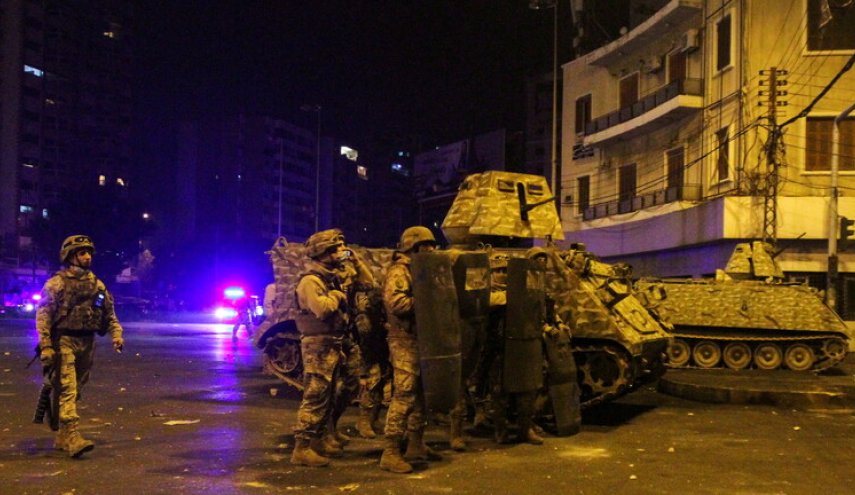 لبنان...إصابة 20 عنصراً أمنياً خلال المواجهات في طرابلس 
